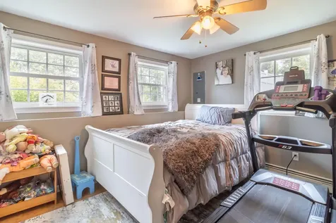 28 Carriage Lane Hermon ME 04401