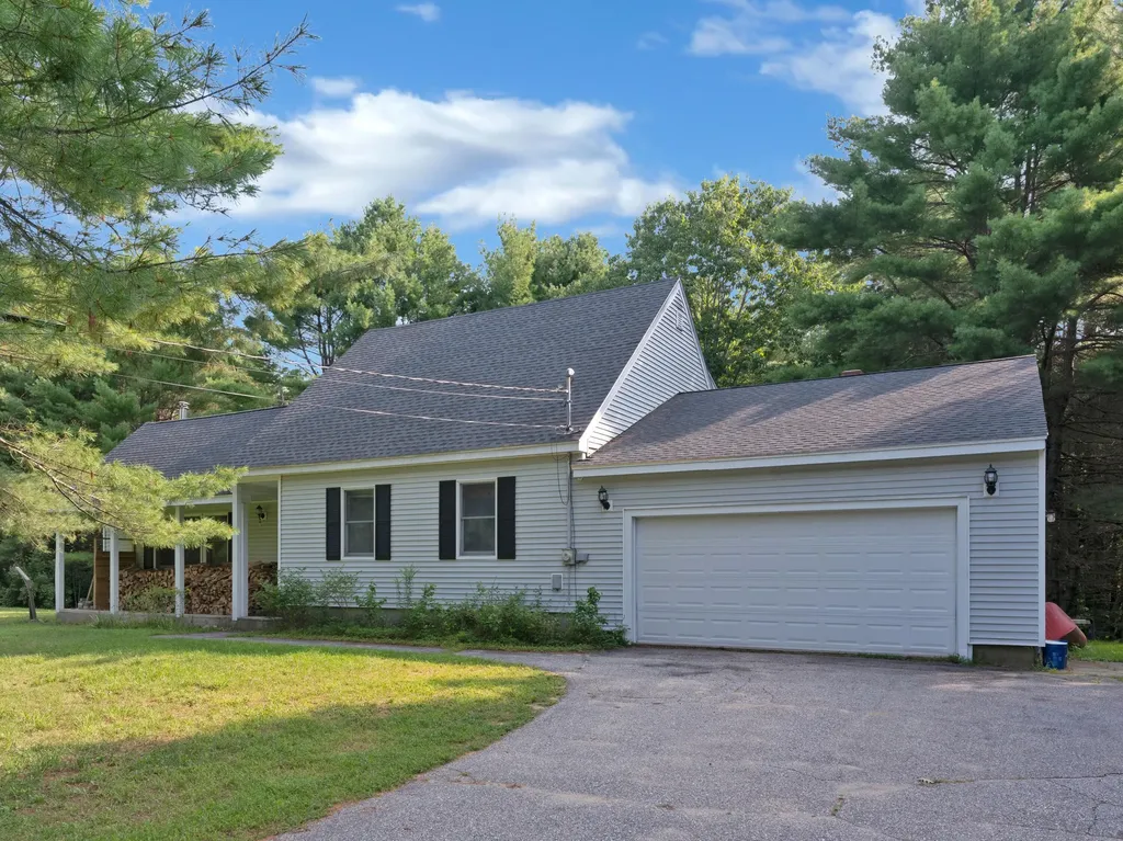 84 Passaconaway Road Waterford ME 04088