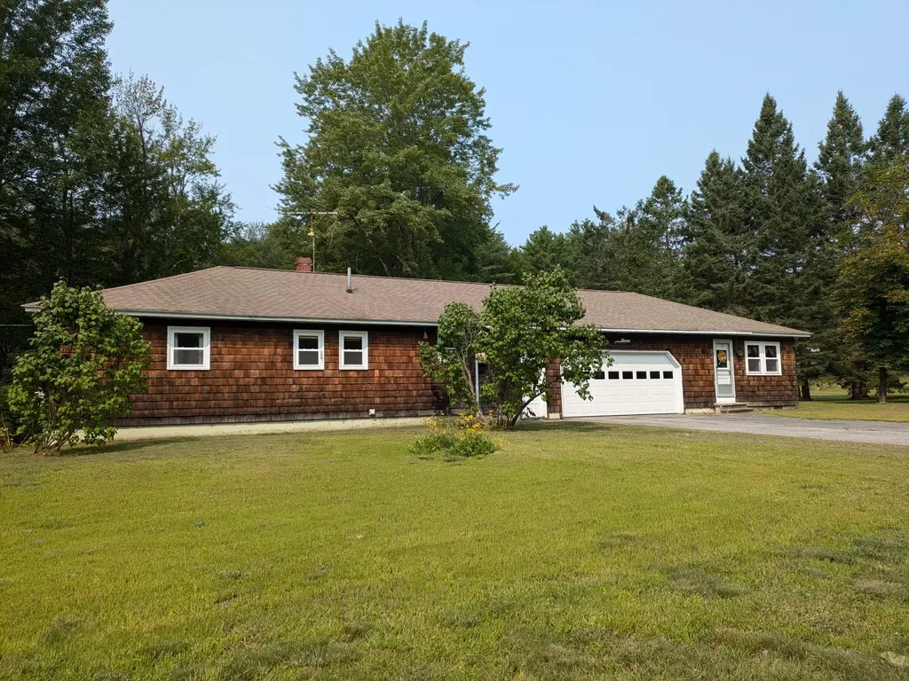 625 Cape Road Standish ME 04084