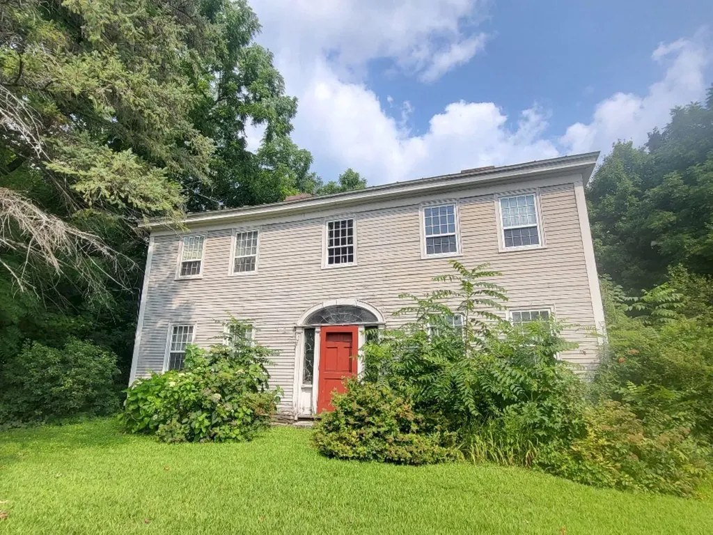 156 Wilton Road Farmington ME 04938