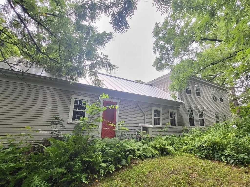 156 Wilton Road Farmington ME 04938