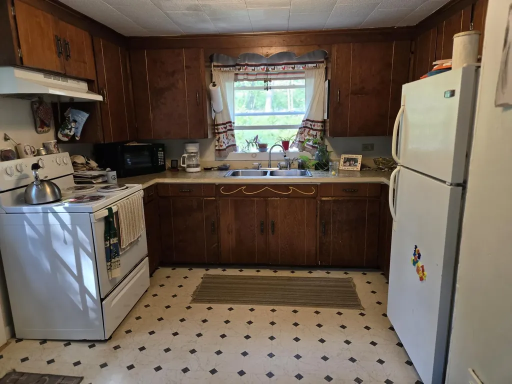 119 N Bridgton Road Bridgton ME 04009