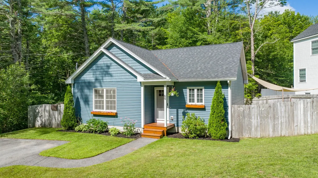 69 Vista Drive Windham ME 04062