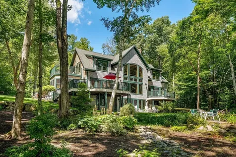 52 Hidden Cove Road Raymond ME 04071