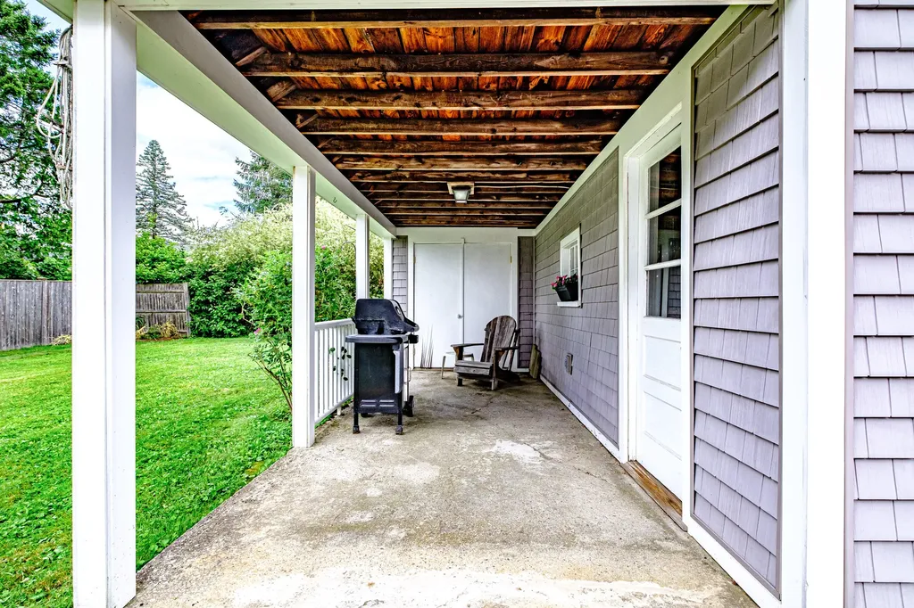 29 Rosedale Street Portland ME 04103