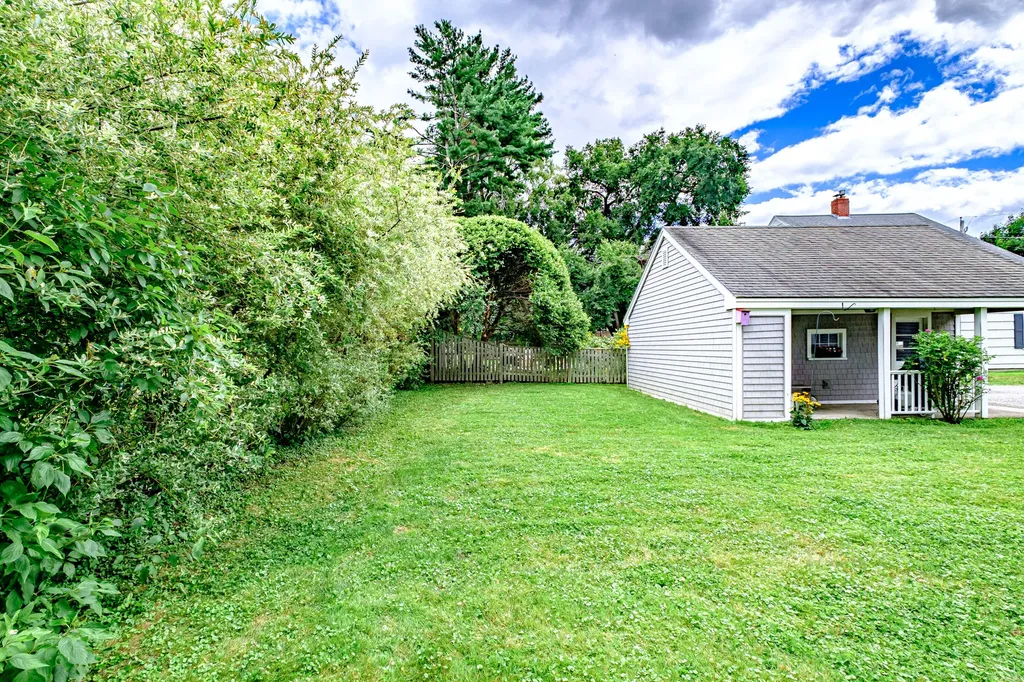 29 Rosedale Street Portland ME 04103