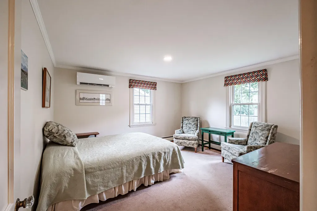 29 Rosedale Street Portland ME 04103