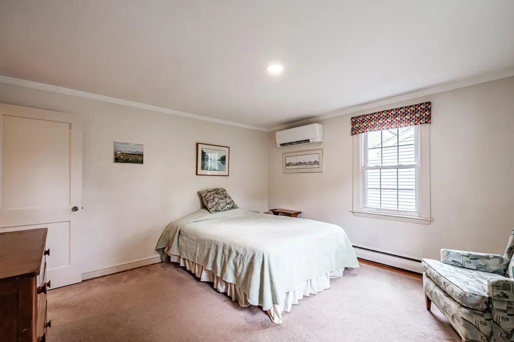 29 Rosedale Street Portland ME 04103