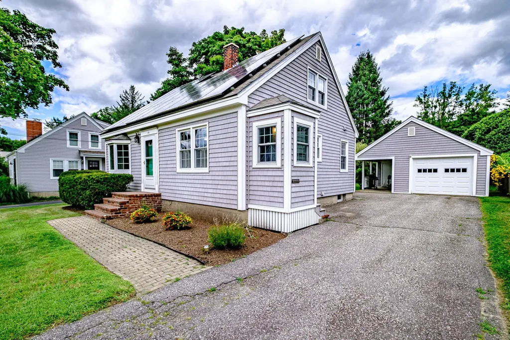 29 Rosedale Street Portland ME 04103
