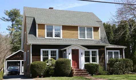 677 Ocean Avenue Portland ME 04103