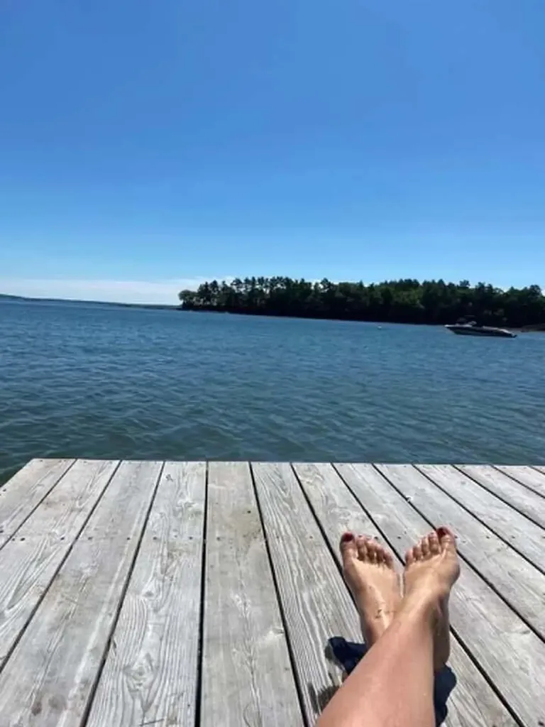 15 Edgewater Road Falmouth ME 04105