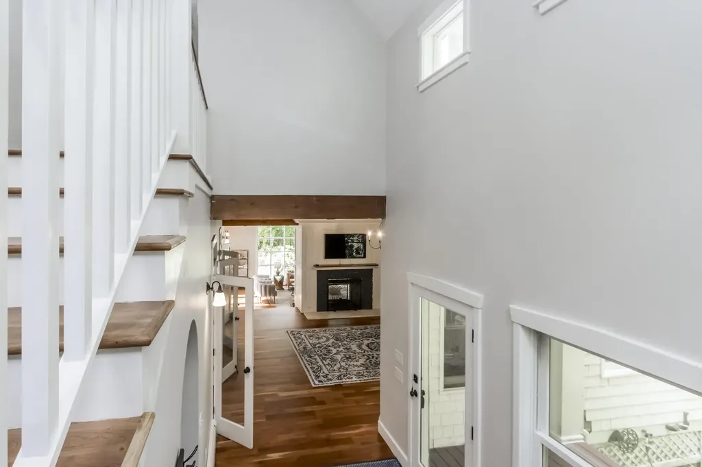 8 Cole Field Road Cape Elizabeth ME 04107