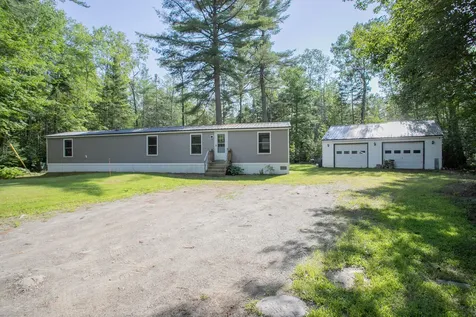 1458 Hudson Road Glenburn ME 04401