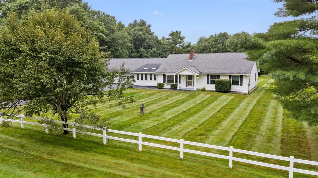 148 Center Drive Orrington ME 04474