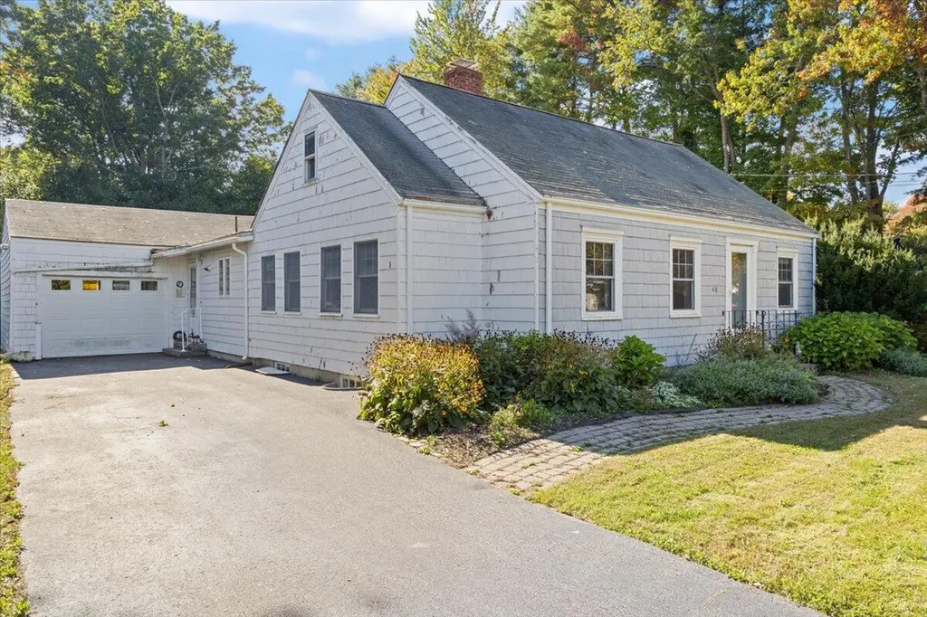 418 Capisic Street Portland ME 04102