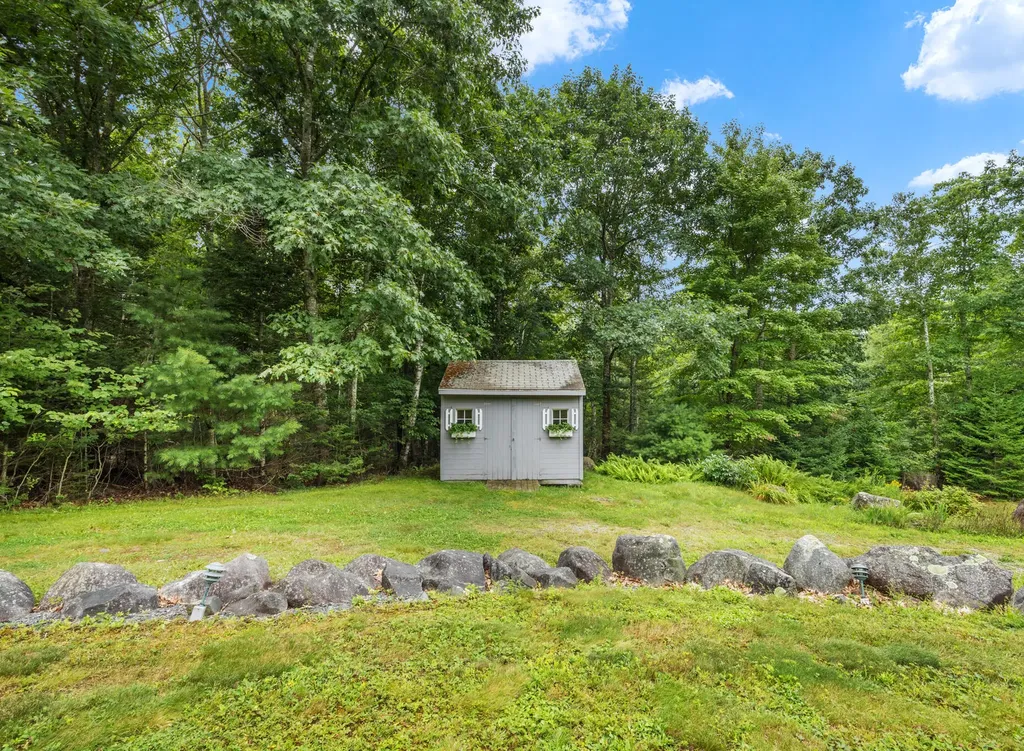 36 Old Heros Road Penobscot ME 04476