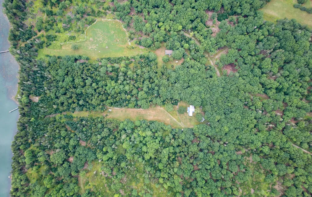 36 Old Heros Road Penobscot ME 04476