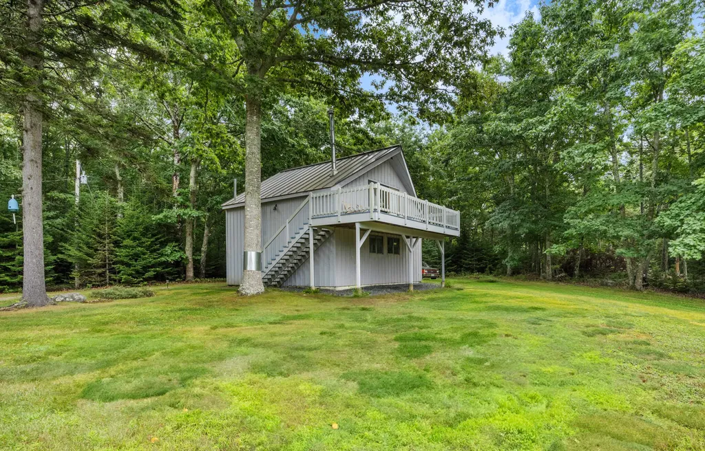 36 Old Heros Road Penobscot ME 04476