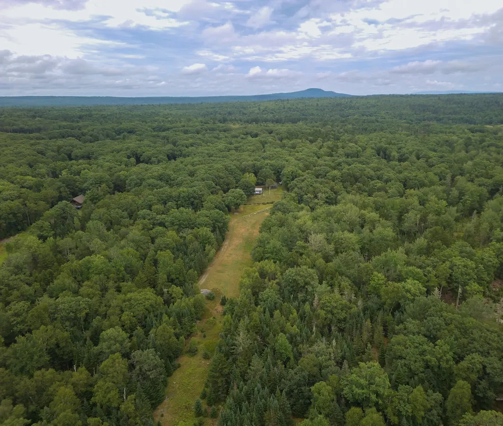 36 Old Heros Road Penobscot ME 04476