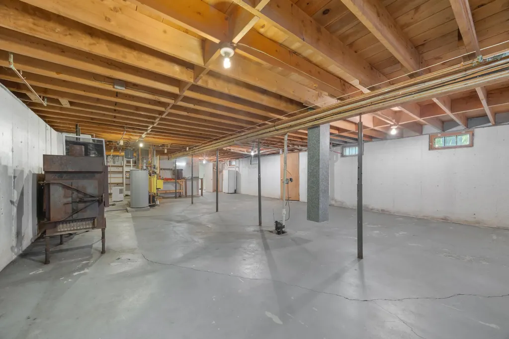4 Westwood Drive Ellsworth ME 04605