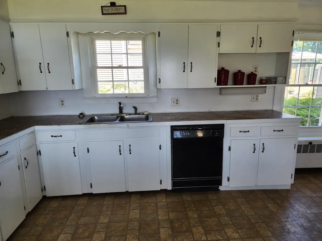 15 Elm Street Searsport ME 04974