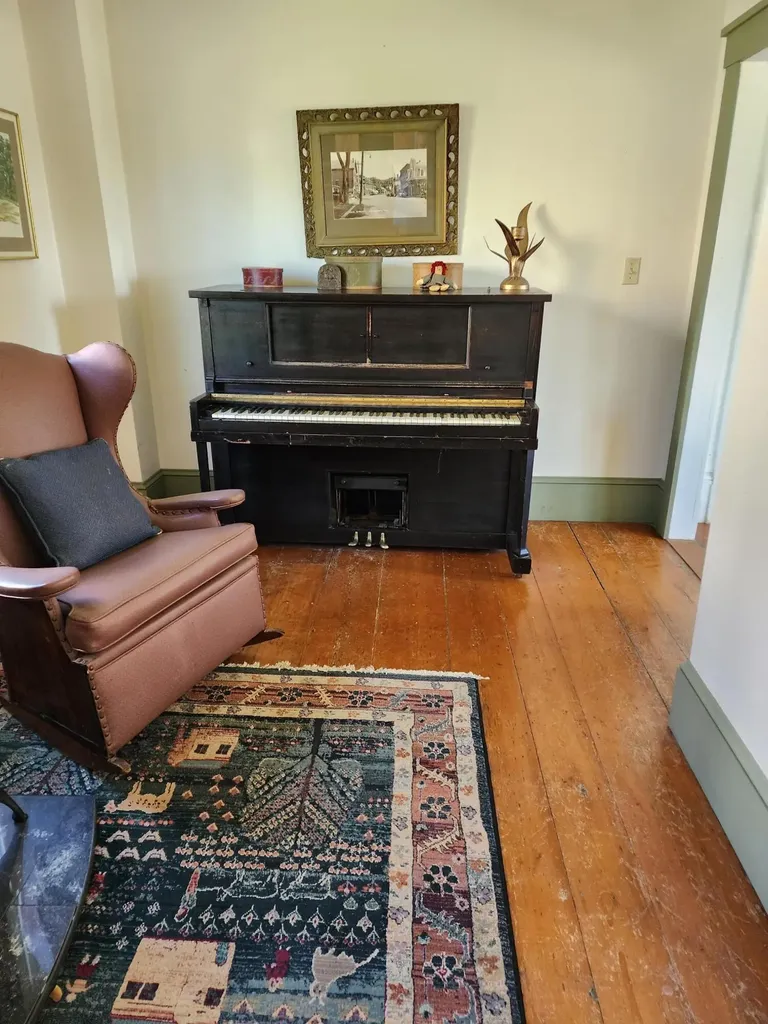 15 Elm Street Searsport ME 04974