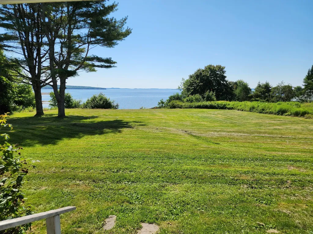 15 Elm Street Searsport ME 04974