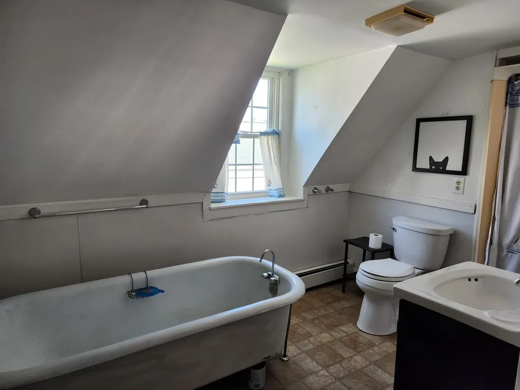 15 Elm Street Searsport ME 04974