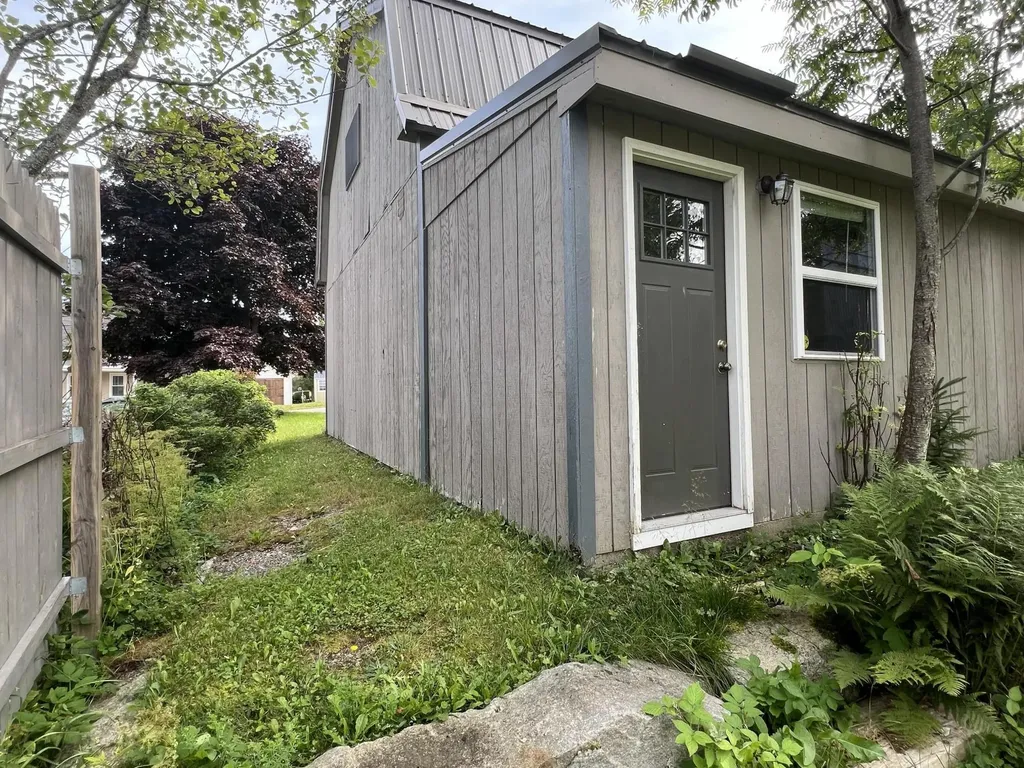 17 Clark Street Eastport ME 04631