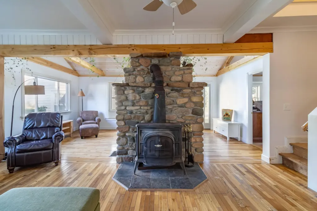 310 Main Street Winter Harbor ME 04693