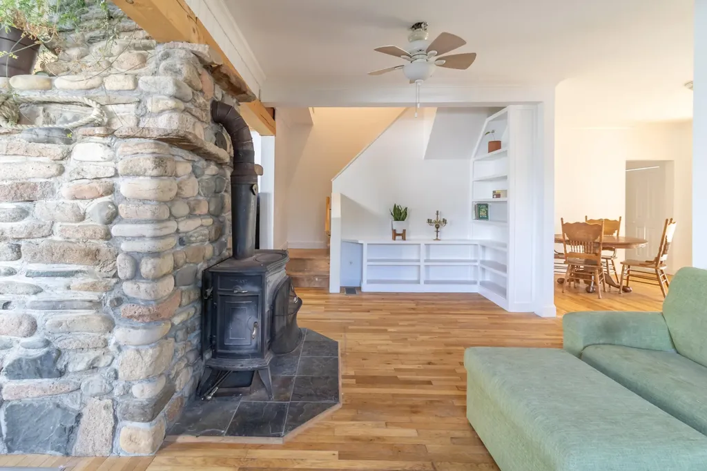 310 Main Street Winter Harbor ME 04693