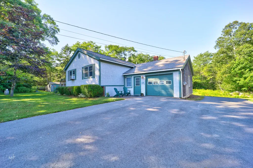 273 Old County Road Sedgwick ME 04676