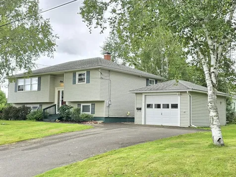 24 Sunnyside Street Houlton ME 04730