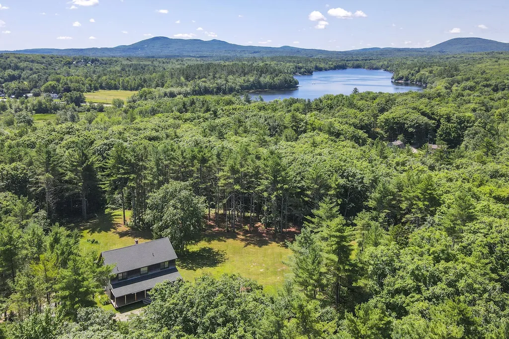 48 Wentworth Road Lincolnville ME 04849