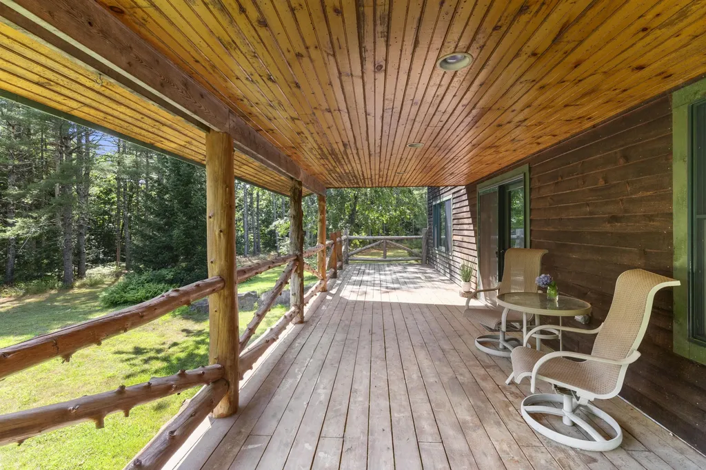 48 Wentworth Road Lincolnville ME 04849