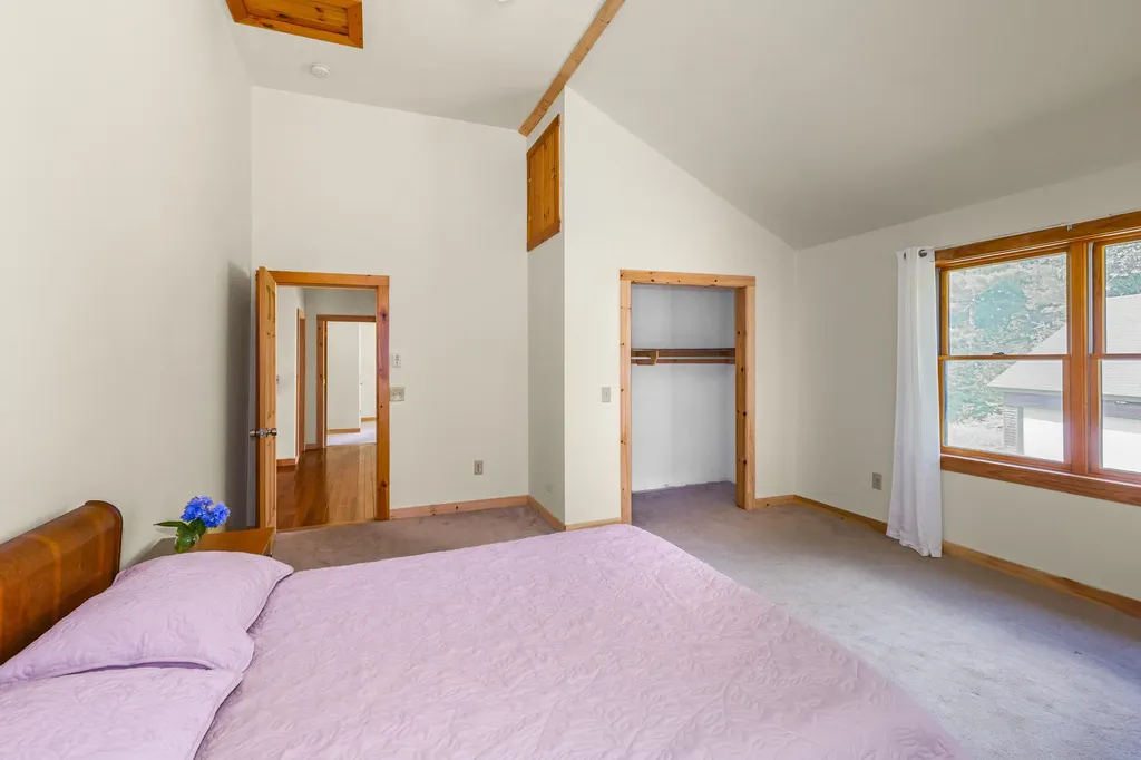 48 Wentworth Road Lincolnville ME 04849