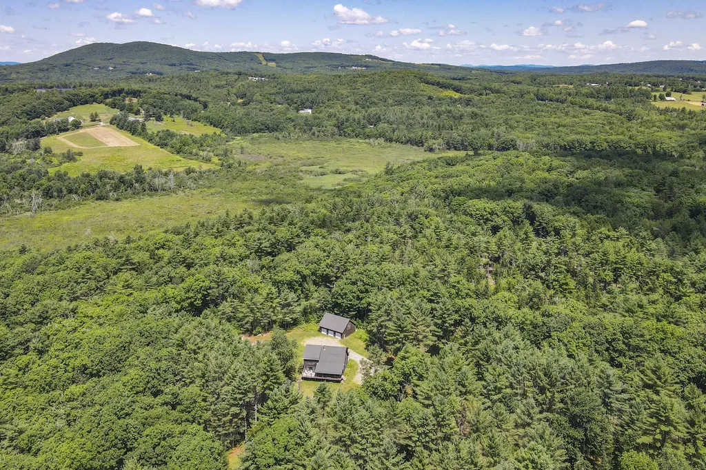 48 Wentworth Road Lincolnville ME 04849