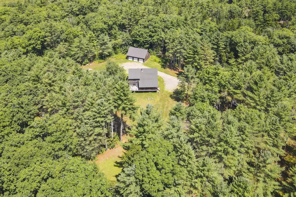 48 Wentworth Road Lincolnville ME 04849
