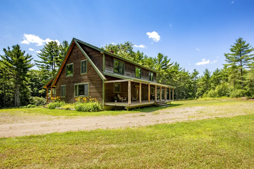48 Wentworth Road Lincolnville ME 04849