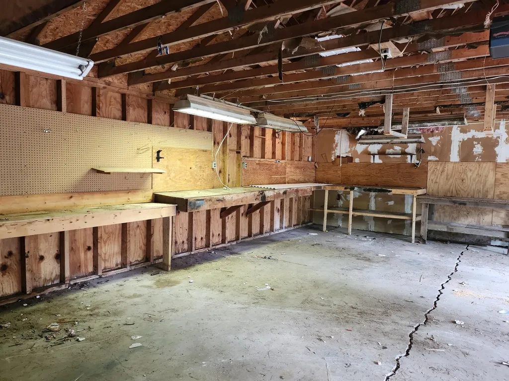 772 Morrill Pond Road Hartland ME 04943