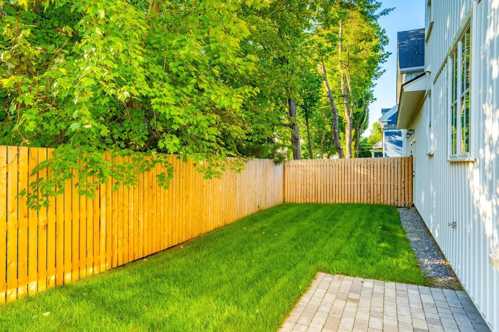 15 Magnolia Lane Gardiner ME 04345