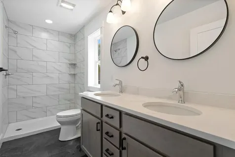 15 Magnolia Lane Gardiner ME 04345