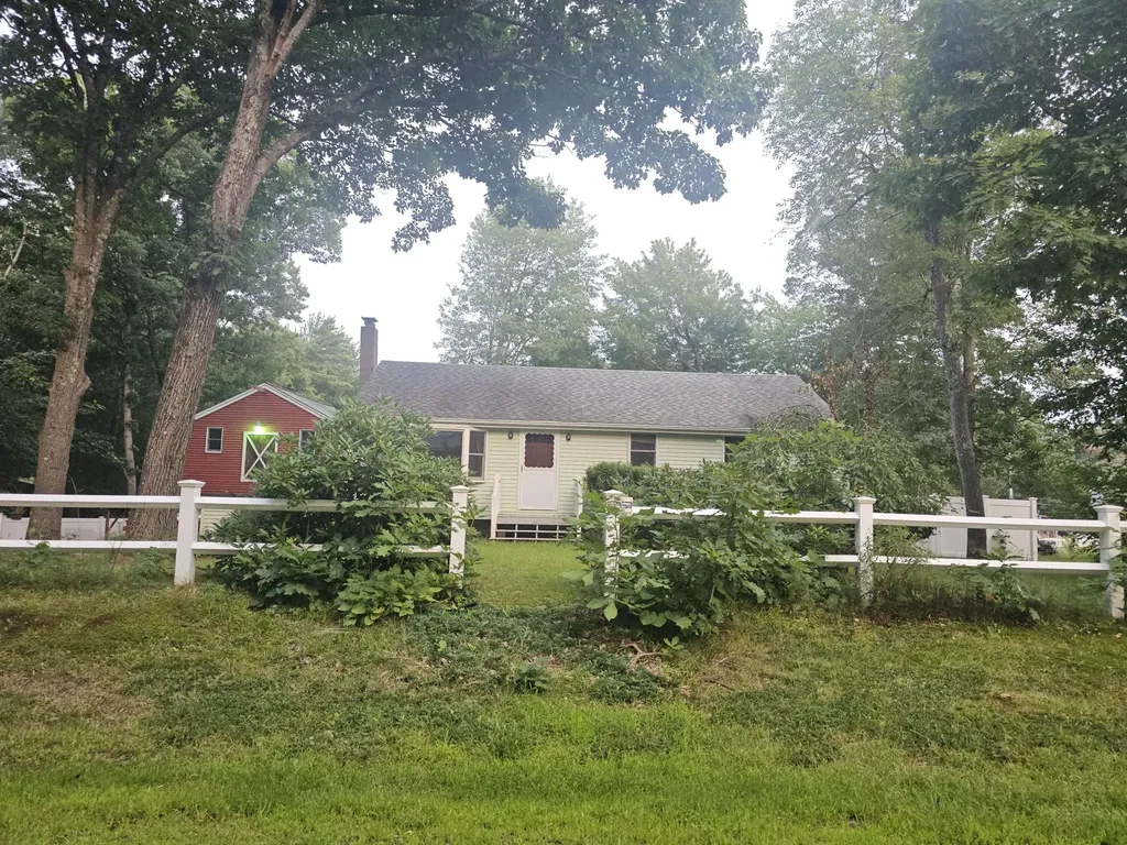 7 Sunrise Drive Rochester NH 03867