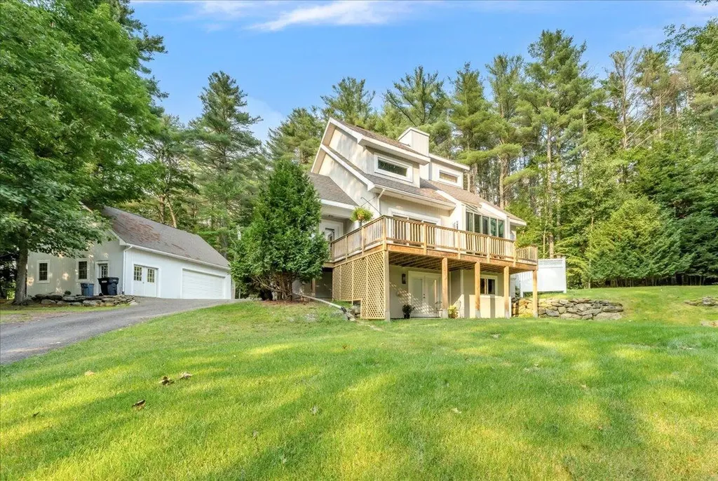 469 Valley Avenue Bangor ME 04401
