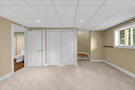 469 Valley Avenue Bangor ME 04401