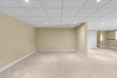469 Valley Avenue Bangor ME 04401