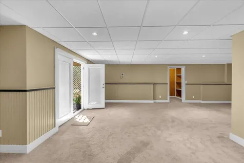 469 Valley Avenue Bangor ME 04401