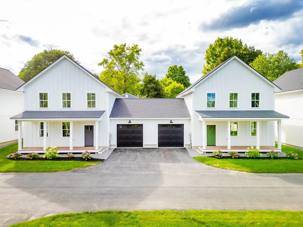 21 Magnolia Lane Gardiner ME 04345
