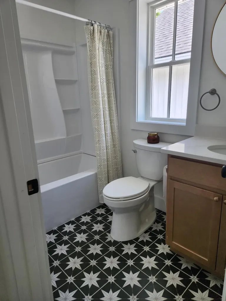 25 Magnolia Lane Gardiner ME 04345