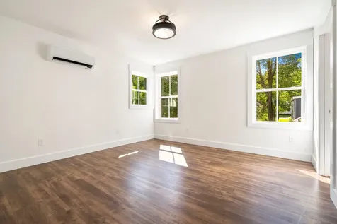 25 Magnolia Lane Gardiner ME 04345